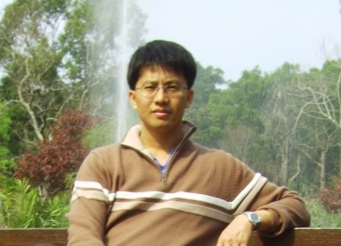 林全育 林全育