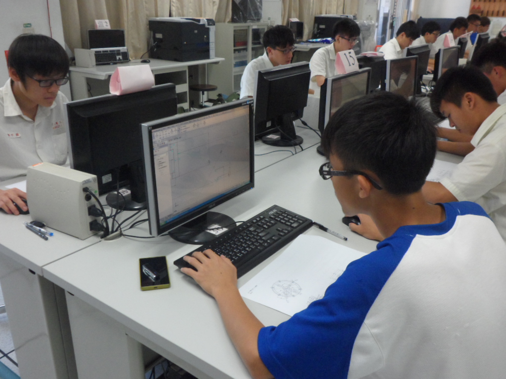 校內專業術科技能競賽