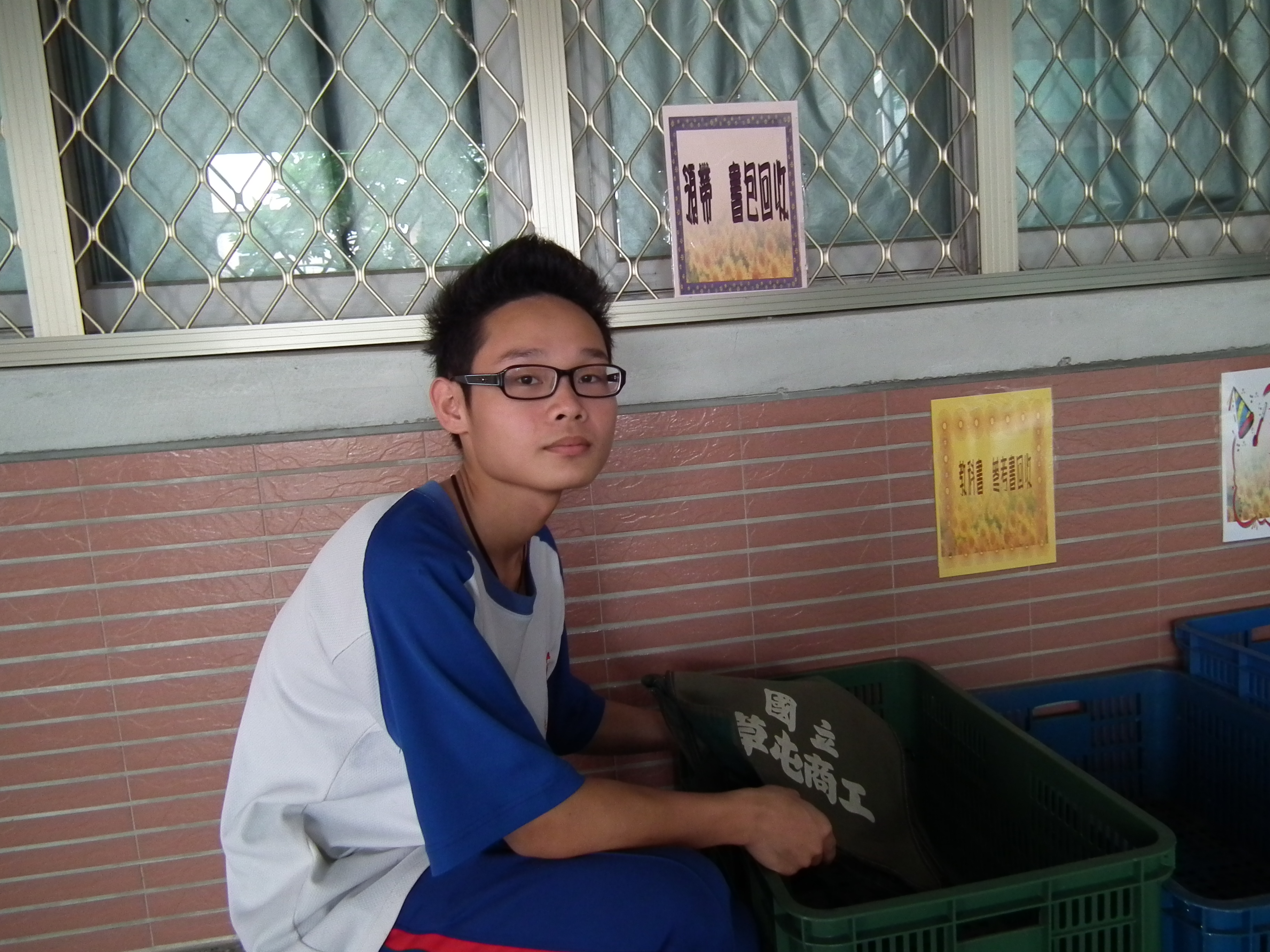 二手衣-4 二手衣-4